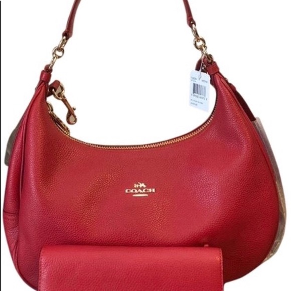 Coach Handbags - (NEW) COACH F38250 Pebbled East West Hobo Set